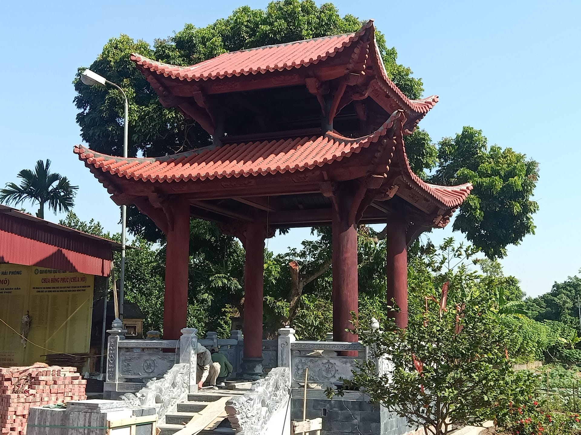 Ngói Âm Dương- Nét đẹp cổ kính kết hợp hiện đại trong kiến trúc... 1 Chua Mo 4